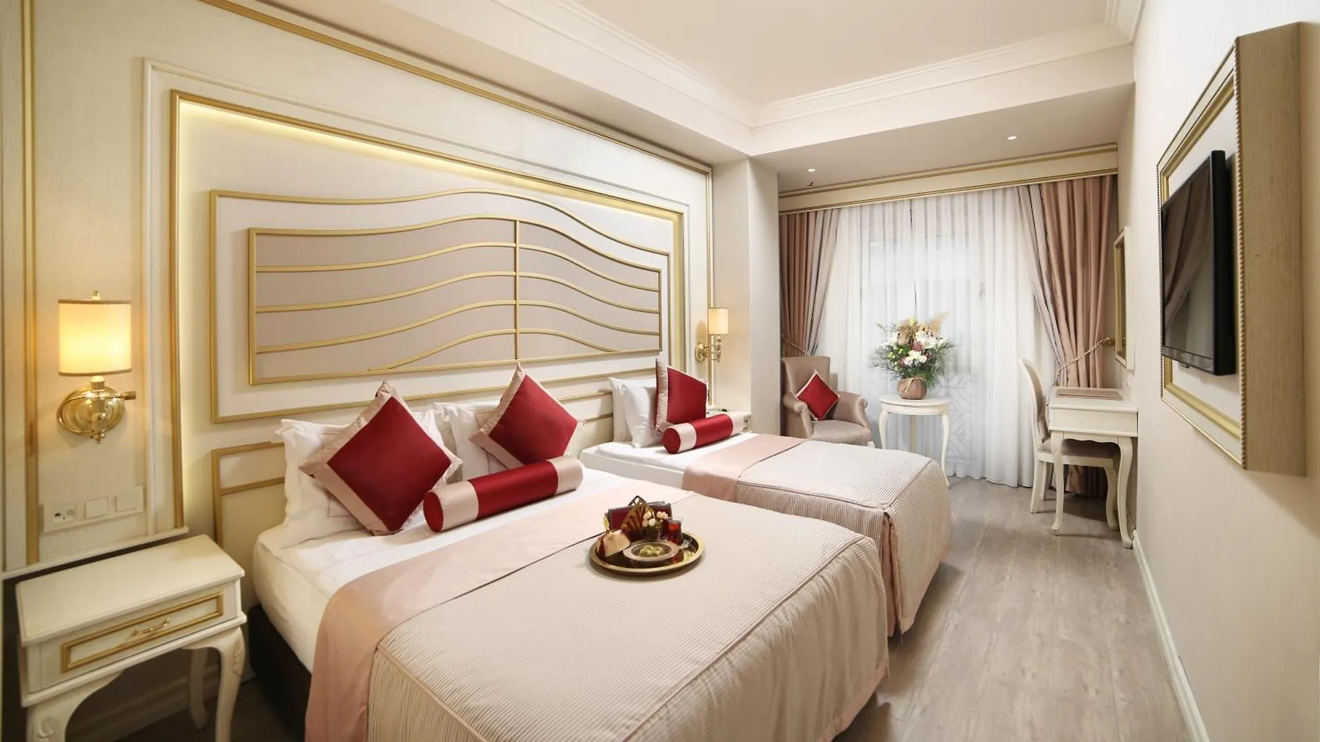 Halifaks Hotel Istanbul