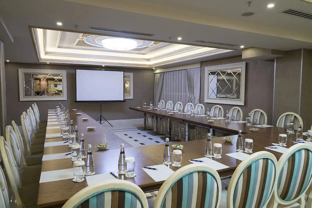 Halifaks Hotel Istanbul
