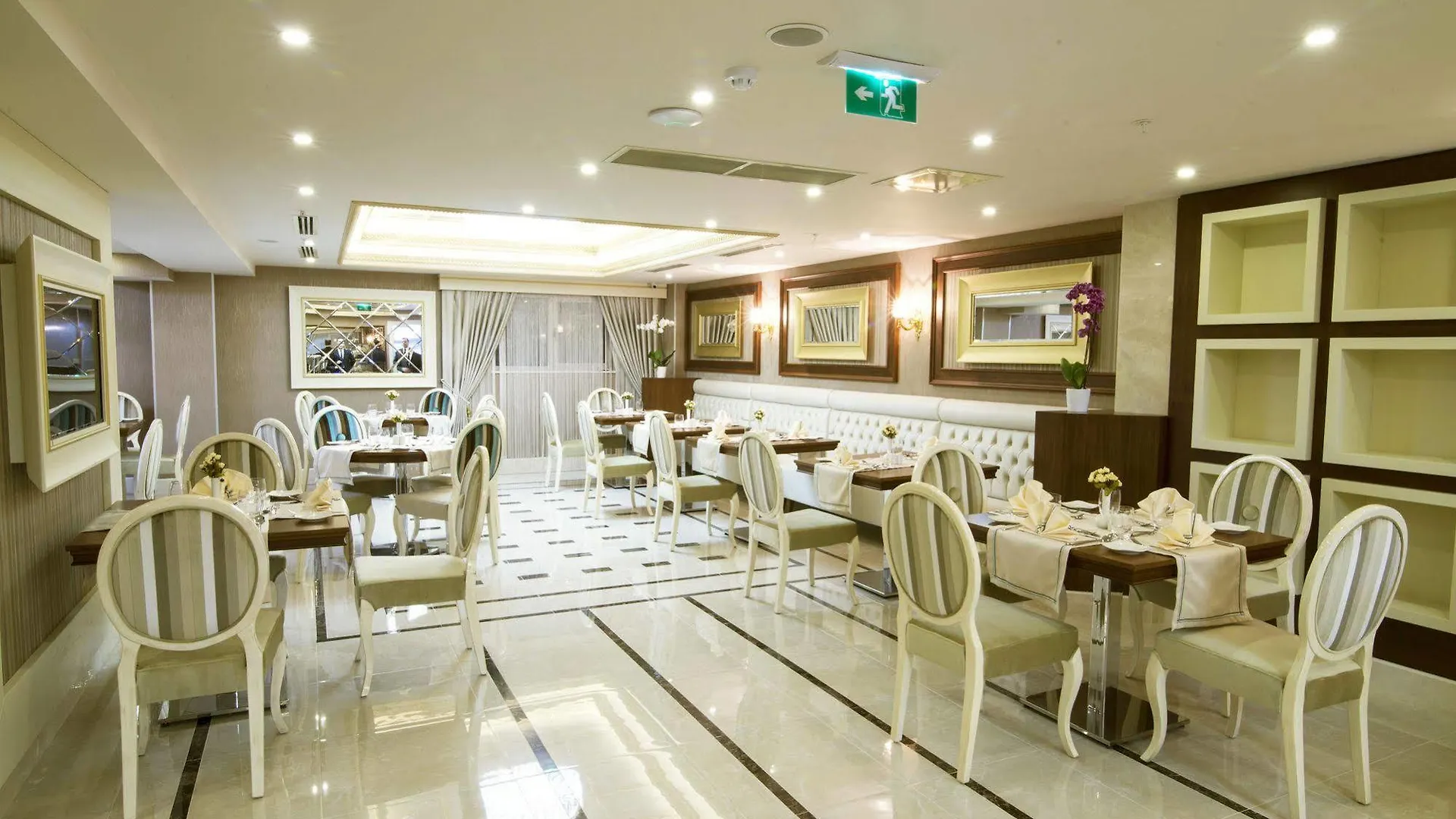 Halifaks Hotel Istanbul