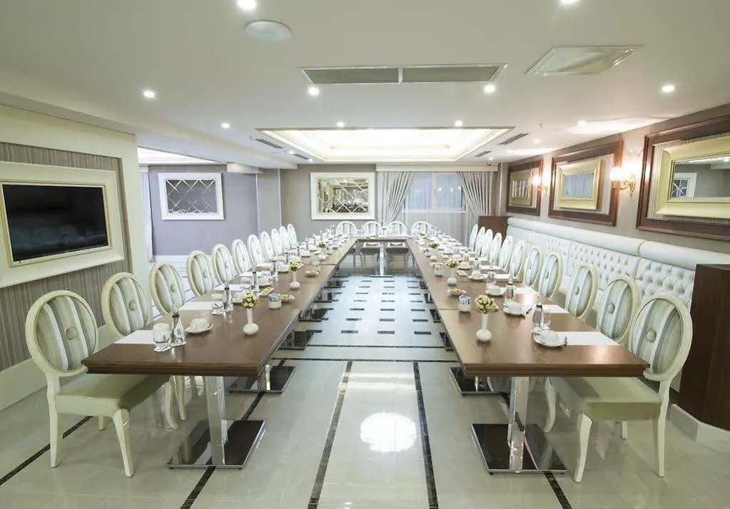 Halifaks Hotel Istanbul