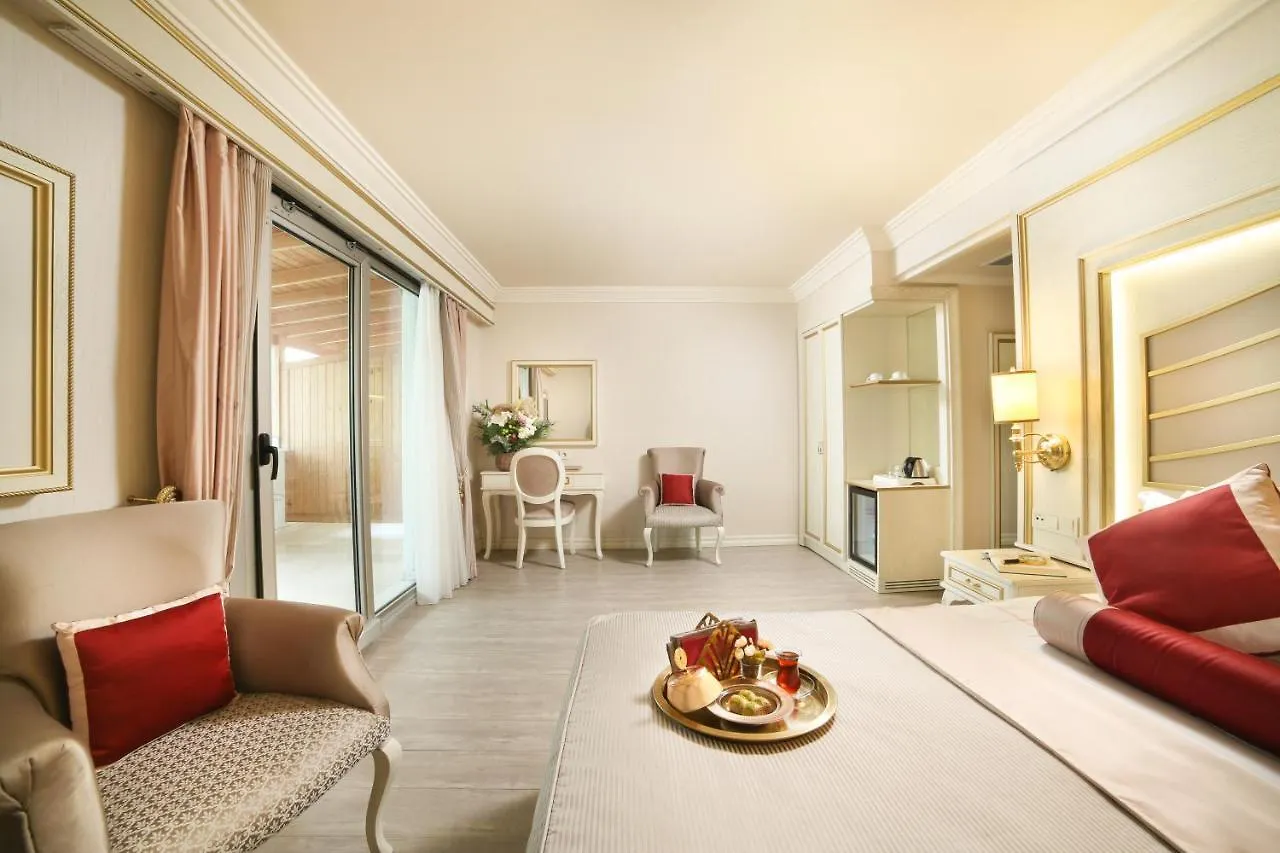 Halifaks Hotel Istanbul