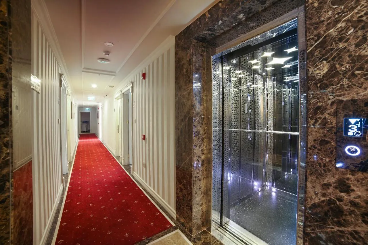 Halifaks Hotel Istanbul